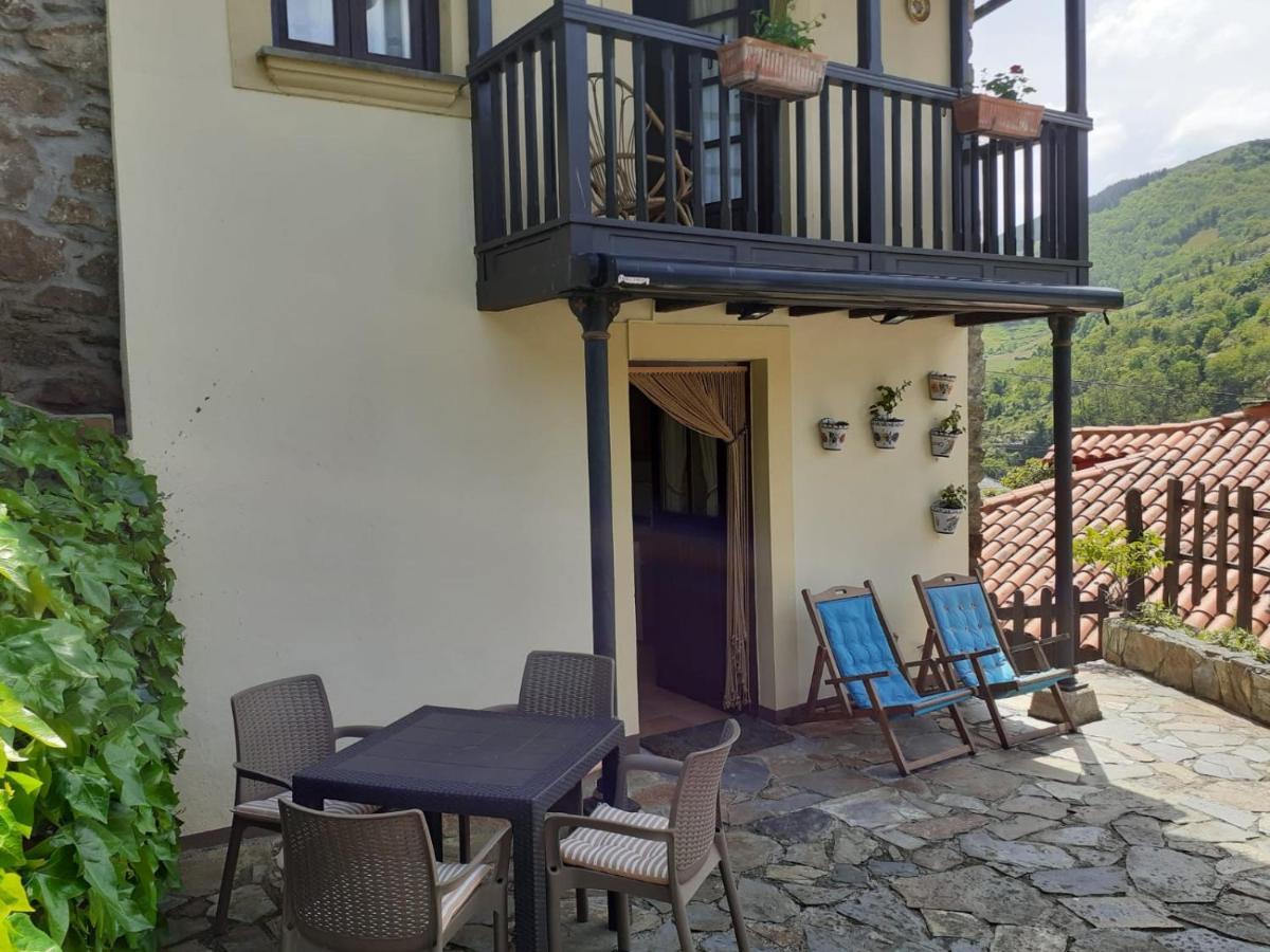 Willa La Casina De Santulaya Adrales Zewnętrze zdjęcie