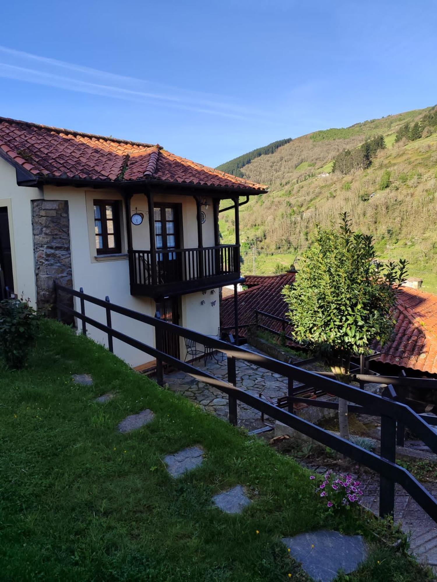 Willa La Casina De Santulaya Adrales Zewnętrze zdjęcie